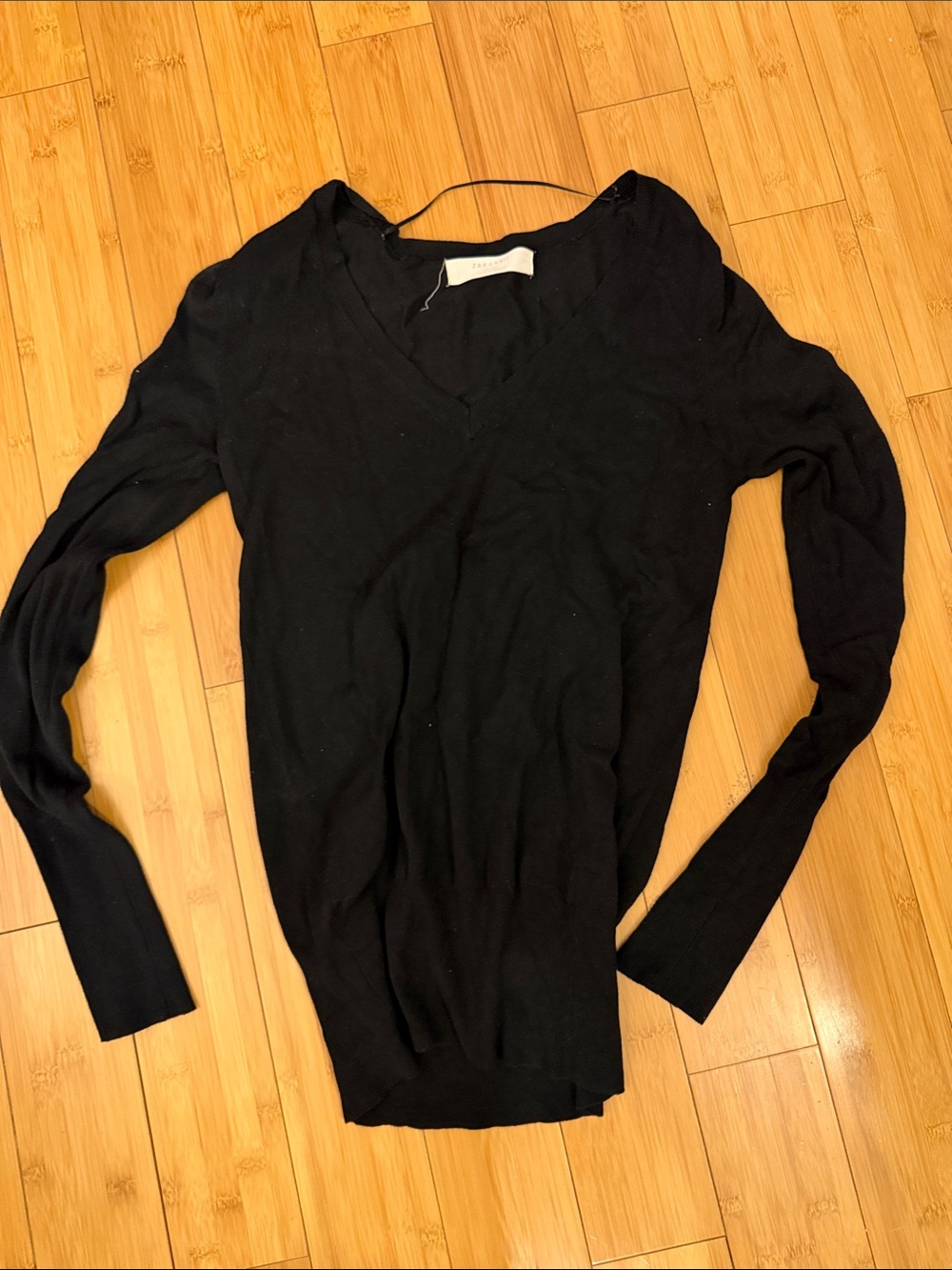 Zara Black V-Neck Long Sleeve Knit Top